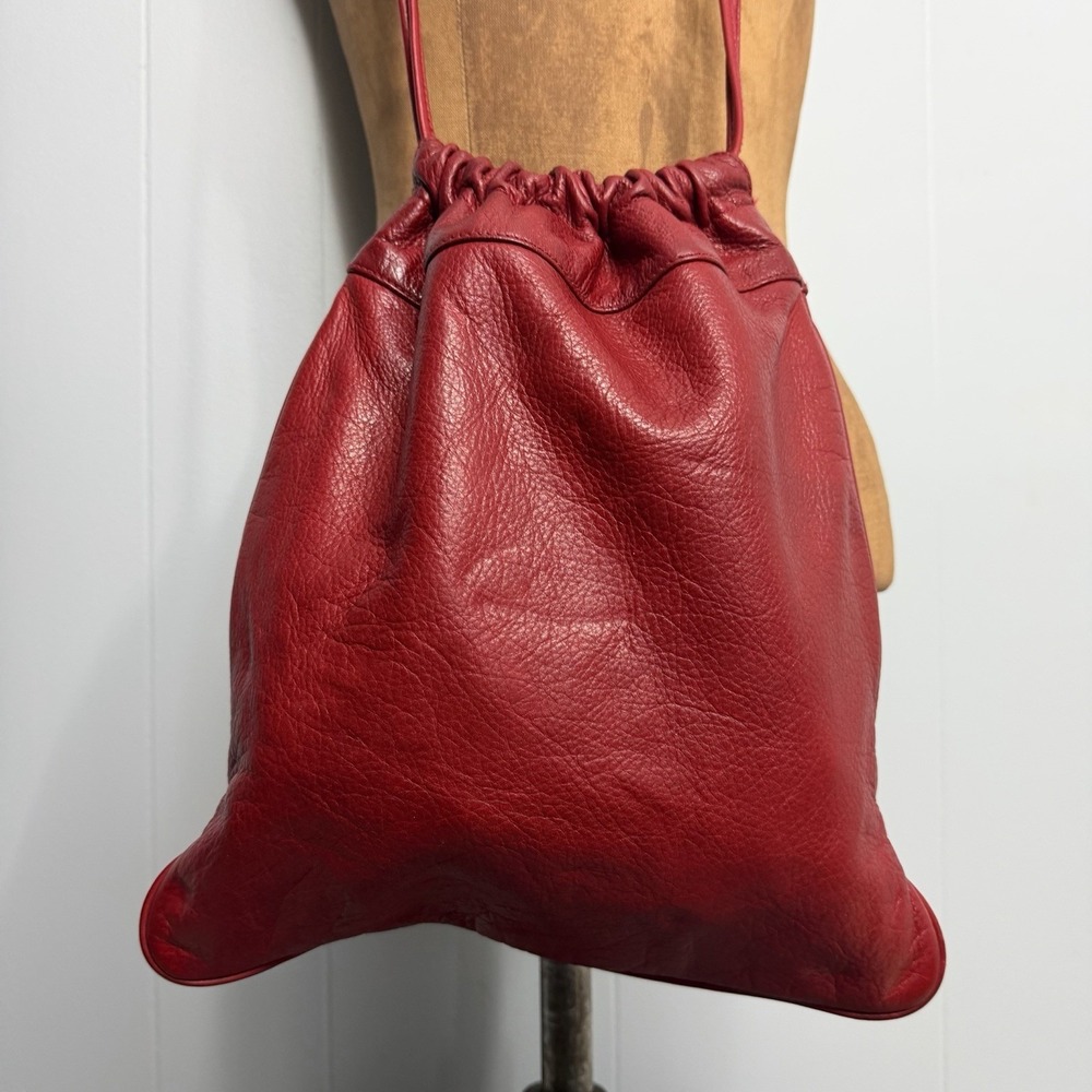 Hobo International Crossbody Bag Red Leather Hobo Vintage Hippie Purse - Picture 4 of 16